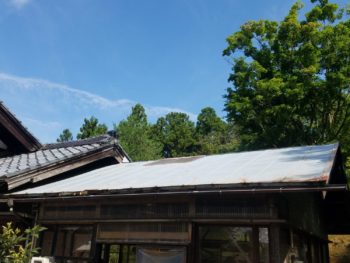 新潟市で屋根の張り替え工事を開始しました！